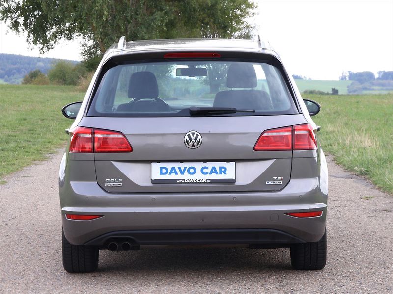 Volkswagen Golf Sportsvan 1,4 TSI 92kW Comfortline DSG - fotka 6 z 41