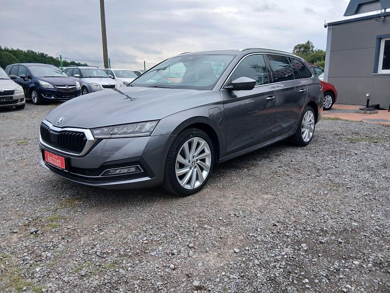 Škoda Octavia 4, iV, Plug in Hybrid, ALU 18 - fotka 4 z 66