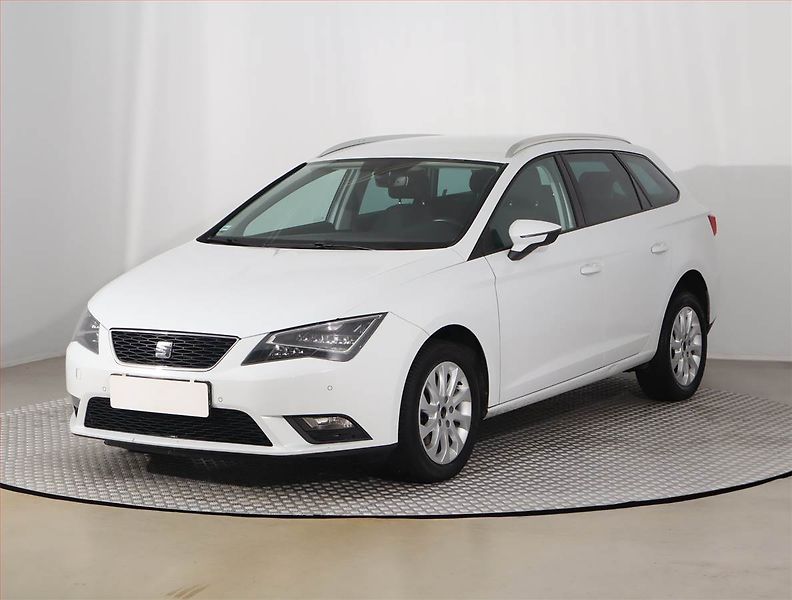 Seat Leon (2016) 1.6 TDI, Automat, Serv.kniha - fotka 2 z 18
