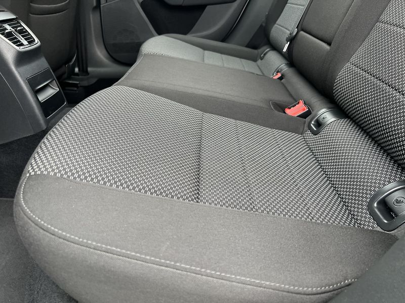 Škoda Octavia 1.6TDi 81kw KLIMA TEMPOMAT ALU - fotka 25 z 42