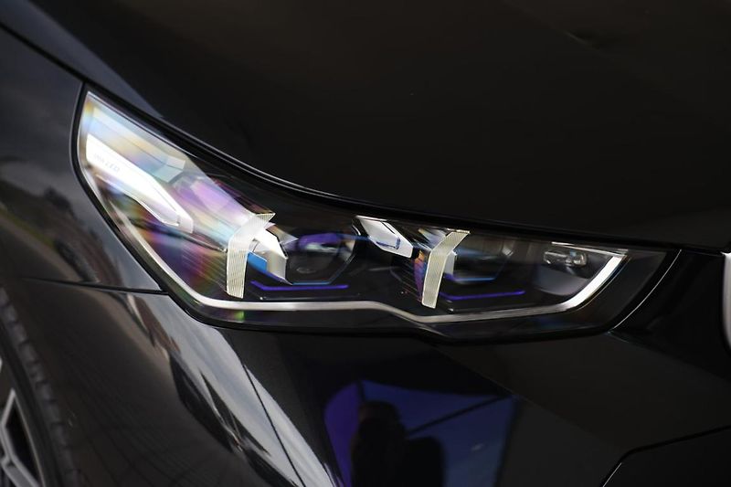 BMW Řada 5 540d xDrive Touring - fotka 17 z 18
