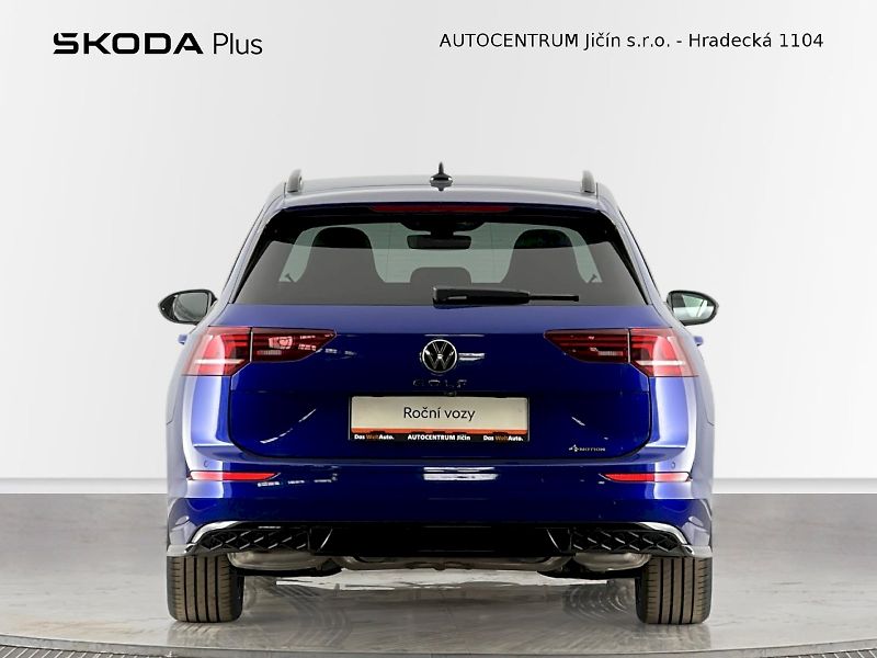 Volkswagen Golf (2025) R-Line 2.0 TSI 150kW 4Motion D - fotka 6 z 38