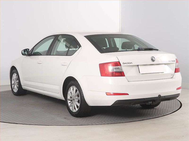 Škoda Octavia (2013) 1.2 TSI, Tempomat - fotka 4 z 12