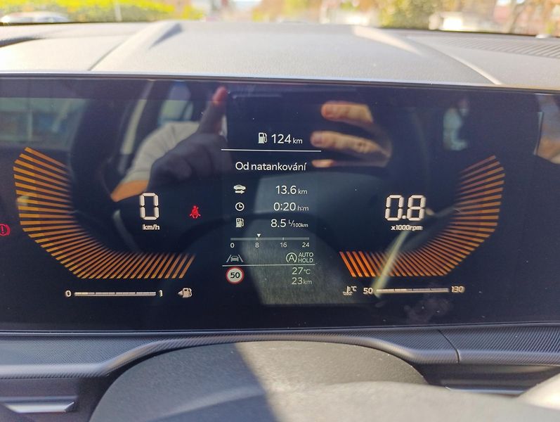 Kia Sportage 1.6 T-GDi Exclusive 4x2 - fotka 8 z 15