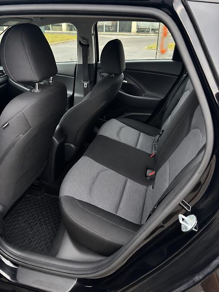 Hyundai i30 (2018) - fotka 4 z 8