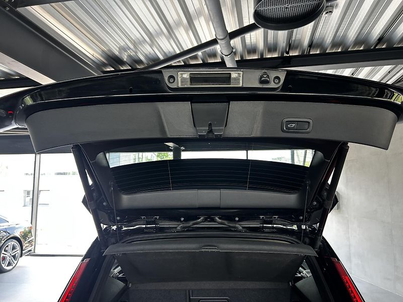 Volvo XC40 (2020) XC40 Inscription AWD - fotka 17 z 17