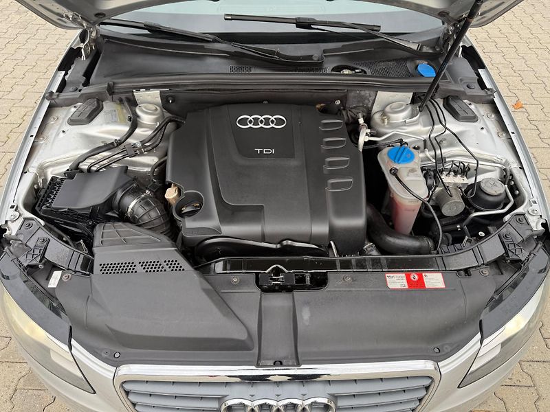 Audi A4 (2010) 2,0 TDI - fotka 21 z 21