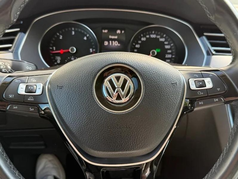 Volkswagen Passat - fotka 7 z 21