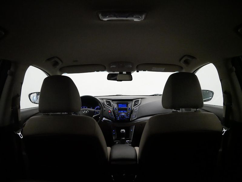 Hyundai i40 - fotka 23 z 26