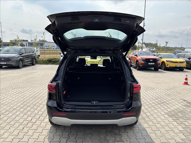 Mercedes-Benz GLB 2,0 200d 110kW 4Matic DCT - fotka 10 z 52