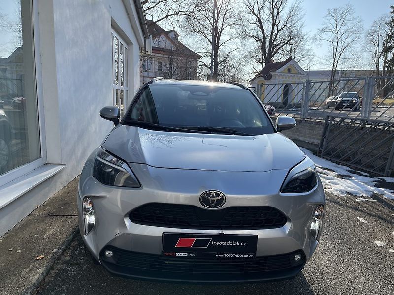 Toyota Yaris Cross 1.5 HEV CVT, (2x4), Comfort - fotka 2 z 25