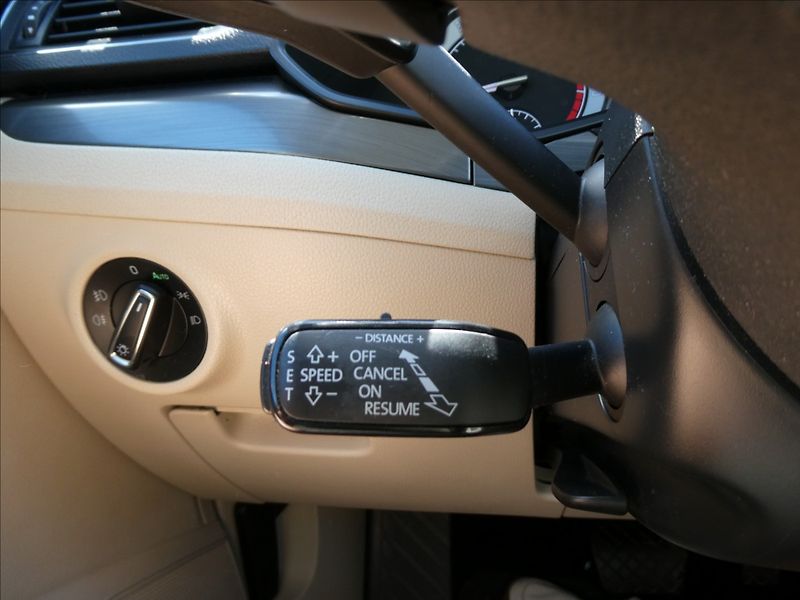 Škoda Superb 1,5 TSi 110kW 1majitel,DSG,DPH - fotka 36 z 47