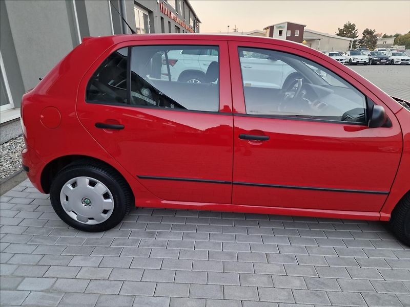 Škoda Fabia 1.2i 47kW,původ ČR - fotka 34 z 39