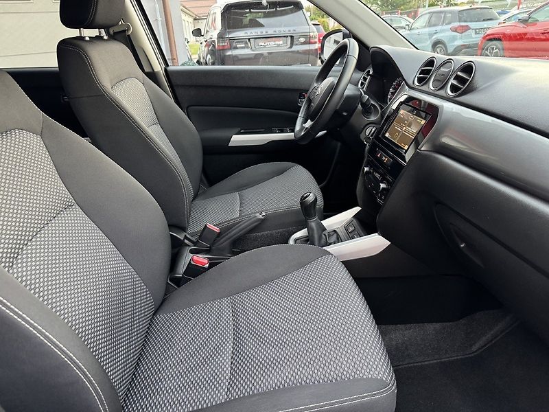 Suzuki Vitara (2017) 1.6iVVT Navi Digi Klima Kamera - fotka 19 z 50