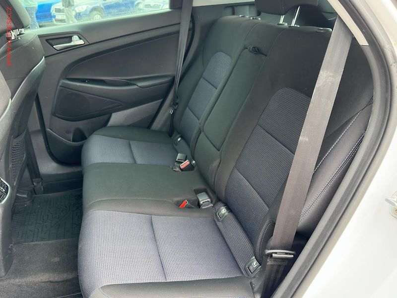 Hyundai Tucson (2016) 1.7 CRDi, 1.maj,ČR, Czech - fotka 10 z 18