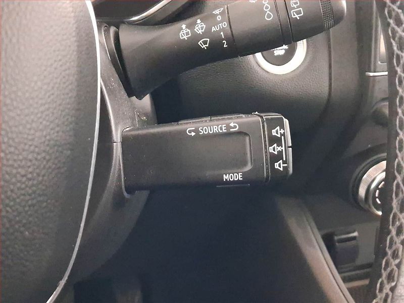 Renault Captur (2023) 1.3 TCe, ČR,1.maj, Serv.kniha - fotka 17 z 22