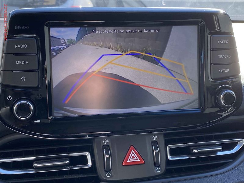 Hyundai i30 (2022) 1.5 T-GDi, 2.maj,ČR, Smart - fotka 19 z 21