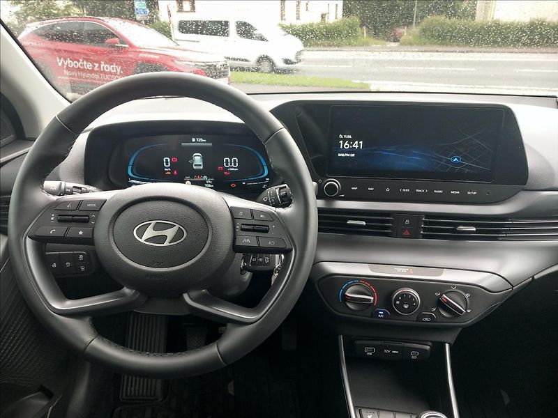 Hyundai Bayon 1,2 SMART - fotka 4 z 15