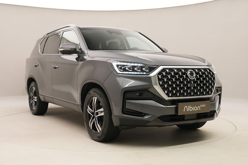 SsangYong Rexton 2.2 CRDi 4WD AUT CZ REZERVACE - fotka 14 z 50