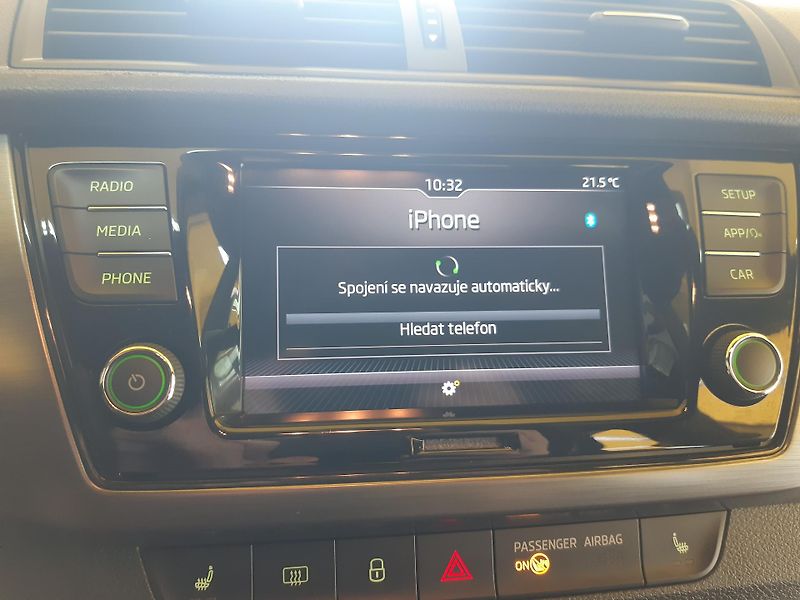 Škoda Fabia 1.0 i LED KAMERA zadáno !!! - fotka 12 z 26