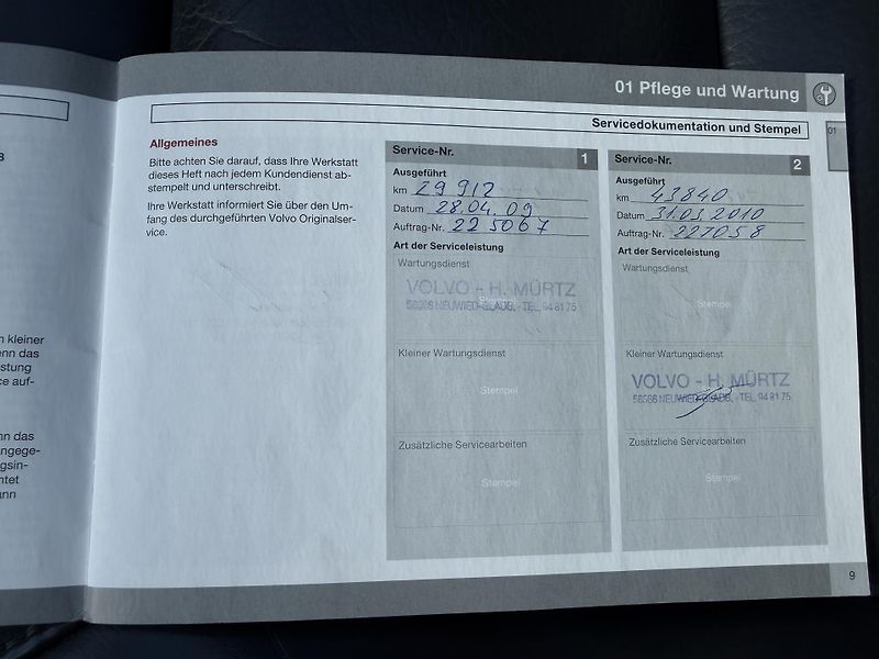Volvo V70 2.4 D5 KŮŽE NAVIGACE SERVISKA - fotka 35 z 44