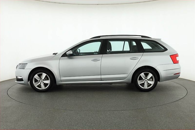 Škoda Octavia (2017) 1.6 TDI, Tempomat - fotka 3 z 16