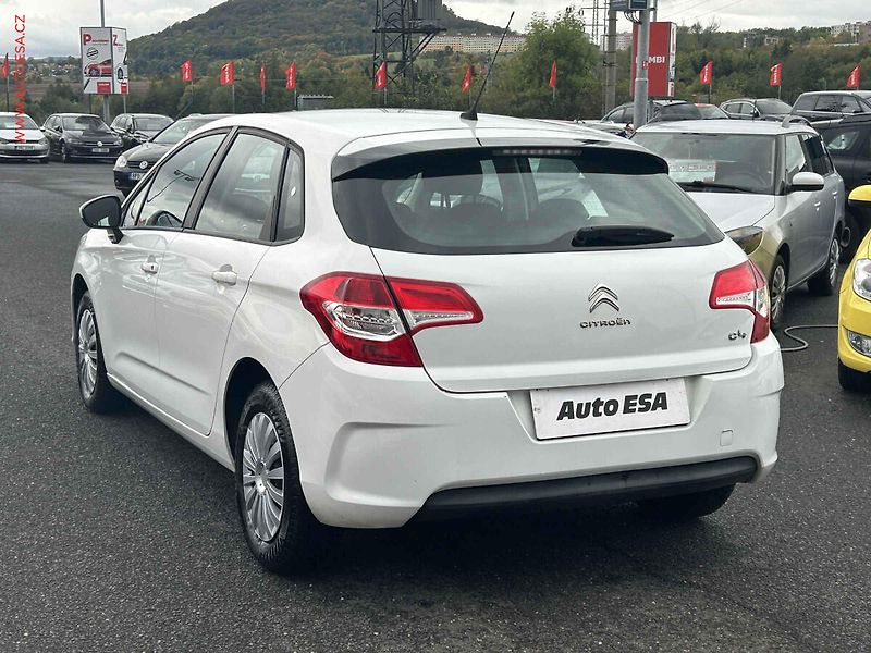 Citroën C4 (2013) 1.4i 16V - fotka 6 z 15