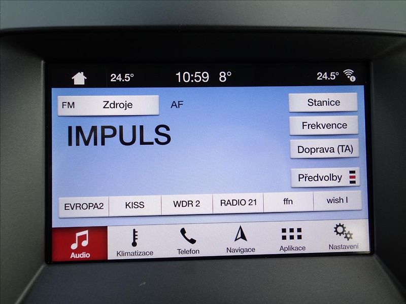 Ford Galaxy 2,0 140kW LED NAVI  TITANIUM - fotka 20 z 38