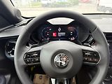 Alfa Romeo Junior Ibrida 1.2 Turbo Hybrid 145k e - náhled 13
