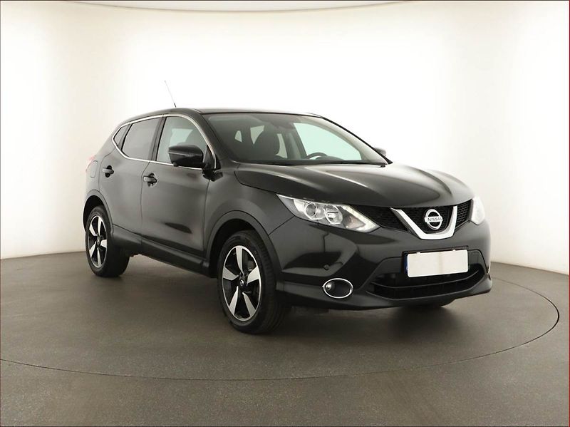 Nissan Qashqai (2015) 1.2 DIG-T, Navi, Tempomat - fotografie inzerátu