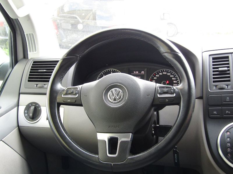 Volkswagen Multivan (2015) 2.0 TDI 132kW DSG TOP QUALITY - fotka 14 z 43