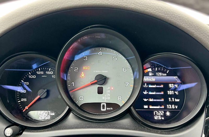 Porsche Macan (2016) PORSCHE MACAN S 3.0 V6 250 KW  - fotka 27 z 34
