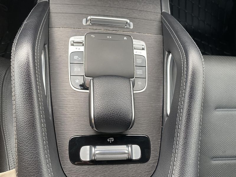 Mercedes-Benz GLE 400d 4M kupé AMG - fotka 27 z 28