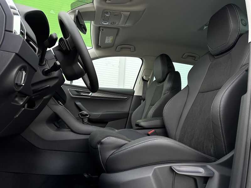 Škoda Karoq 2.0TDi DSG 4x4 150PS Matrix-LE - fotka 14 z 47