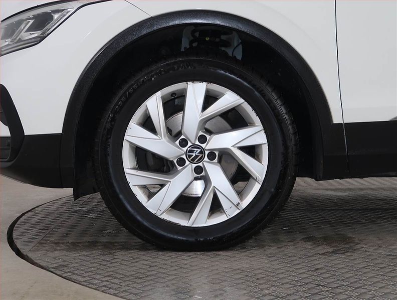 Volkswagen Tiguan (2020) Elegance 2.0 TDI - fotka 15 z 22