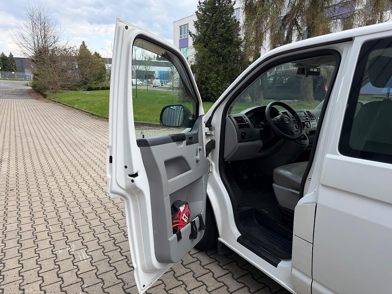 Volkswagen Transporter 2,0 TDi * + sada pneu  - fotka 9 z 21