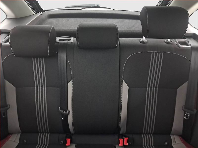 Škoda Rapid (2015) Spaceback 1.2 TSI, Xenony - fotka 10 z 15