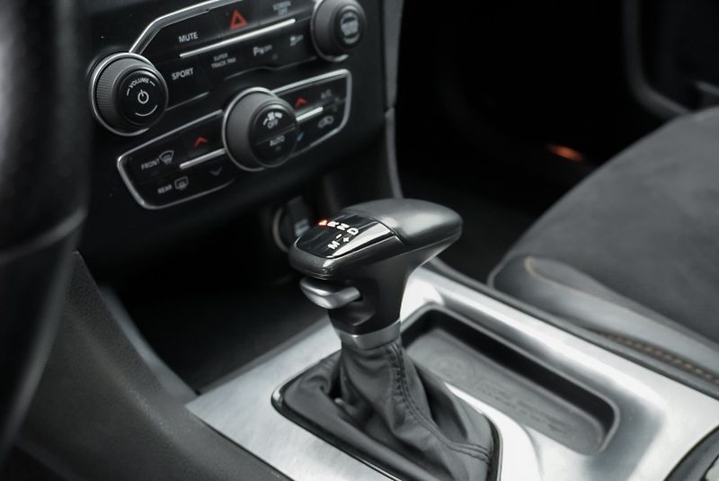 Dodge Charger 6.4 HEMI DAYTONA EDITION - fotka 20 z 34