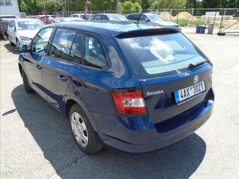 Škoda Fabia 1,0 - fotka 2 z 25