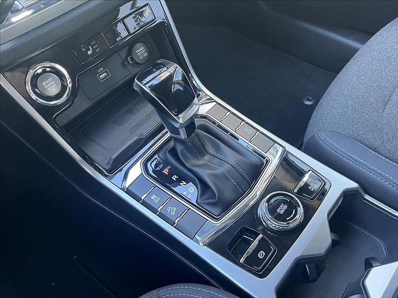 SsangYong Korando 1,5 GDI  AT 2WD STYLE+ TECH - fotka 16 z 26