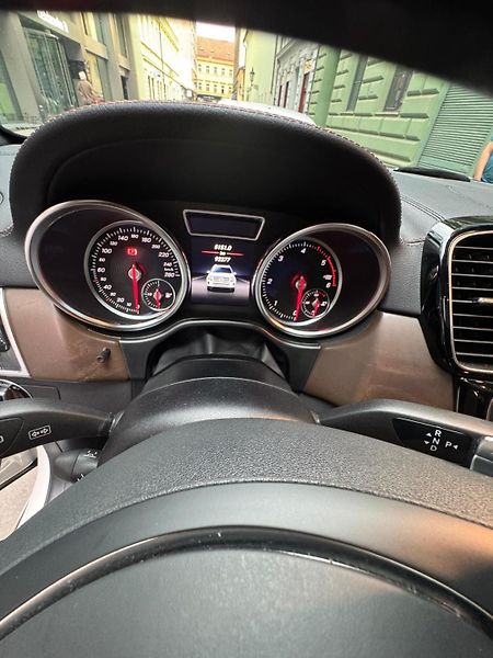 Mercedes-Benz GLS (2019) - fotka 8 z 14