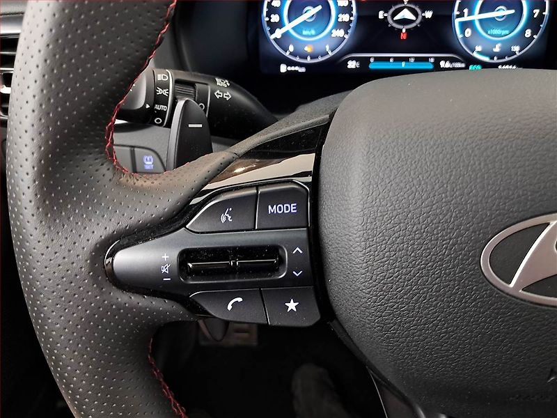 Hyundai i30 (2025) 1.5 T-GDI MHEV 48V, N- Line - fotka 20 z 23