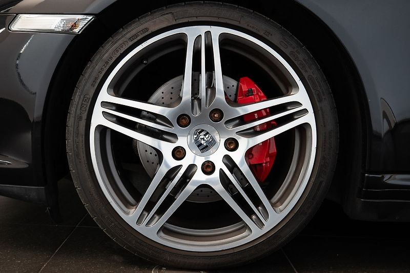 Porsche 911 (997.2) Carrera 4S PDK/Bose/Ch - fotka 16 z 18