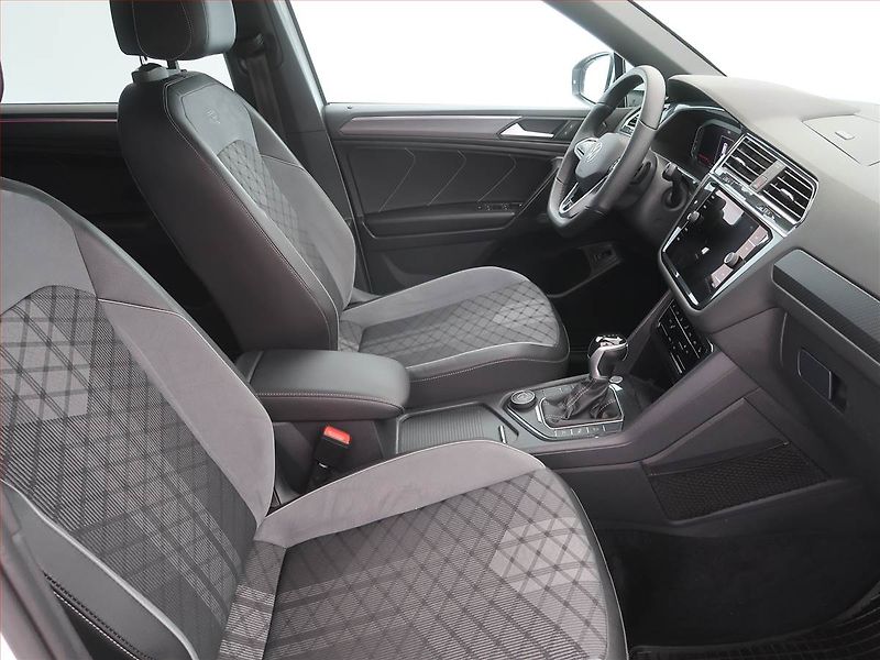 Volkswagen Tiguan Allspace (2021) R-Line 2.0 TDI - fotka 9 z 20
