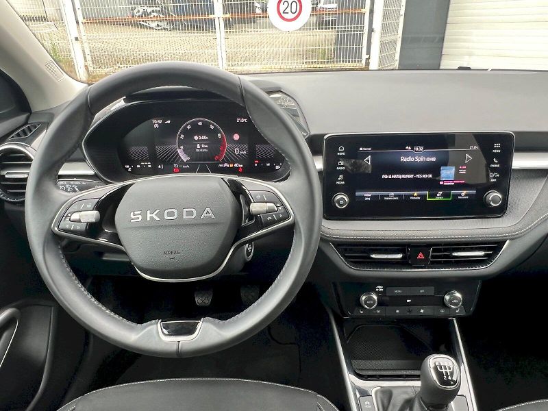 Škoda Fabia (2025) Top Selection 1.0TSi 70kW 5°ma - fotka 23 z 30