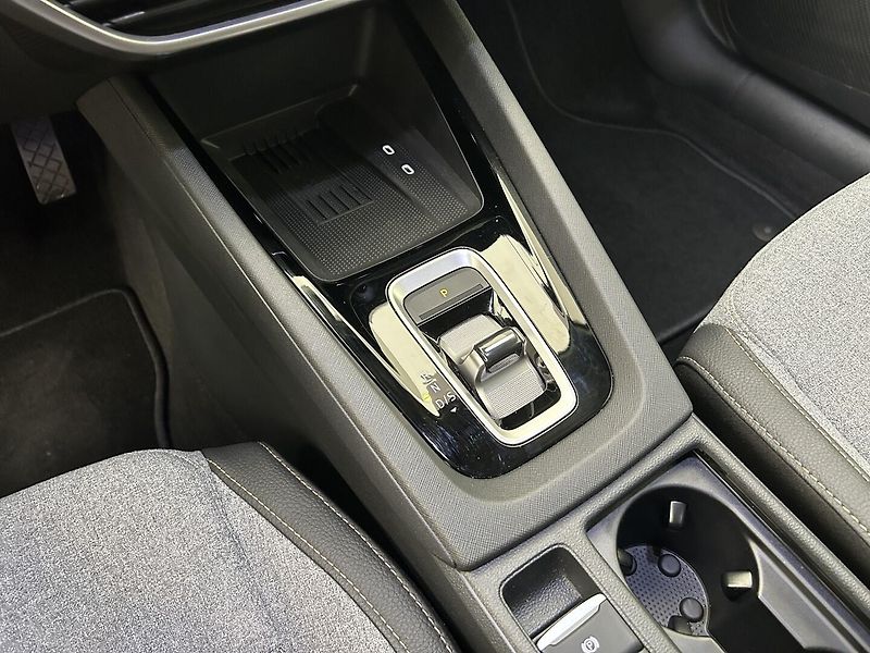 Škoda Octavia 2.0 TDI Top selection - fotka 22 z 26