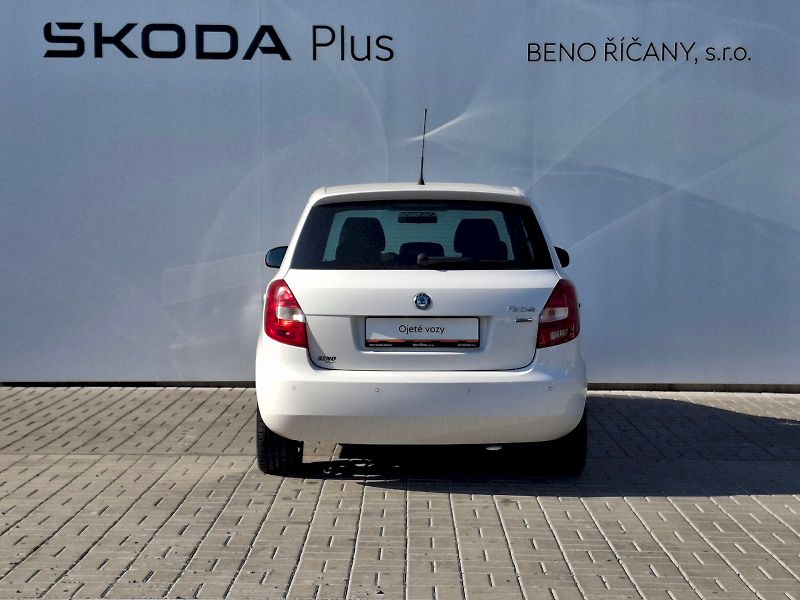 Škoda Fabia (2011) Sport 1,2TSi 63kW - fotka 12 z 28