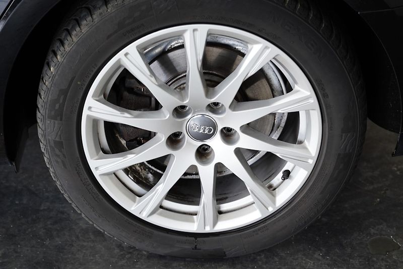 Audi A4 - fotka 10 z 28
