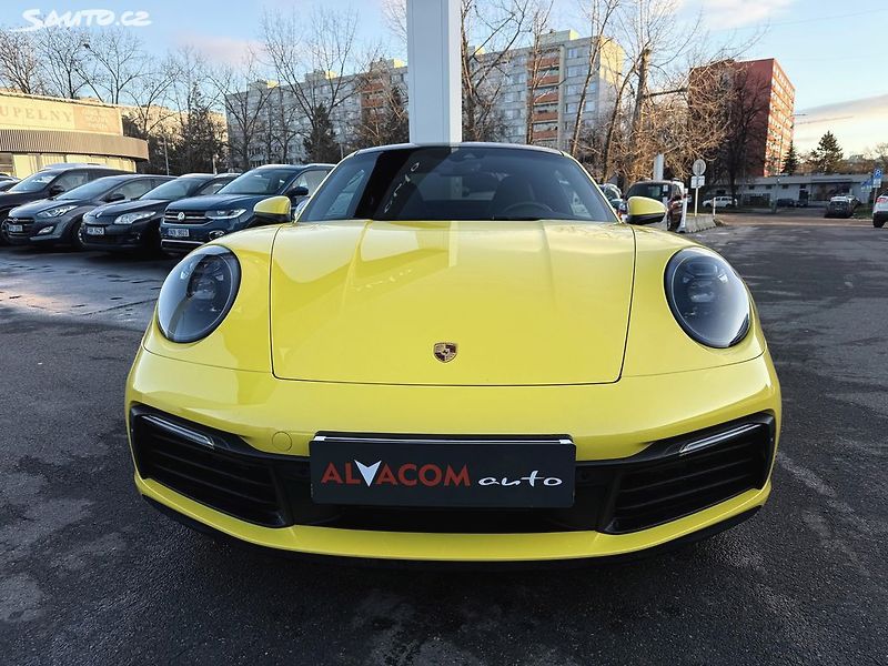Porsche 911 992 Carrera S záruka do 12/26 - fotka 3 z 32