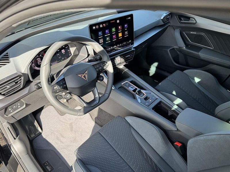 Cupra Formentor (2026) 2.5TSI 287kW DSG 4WD - fotka 5 z 13